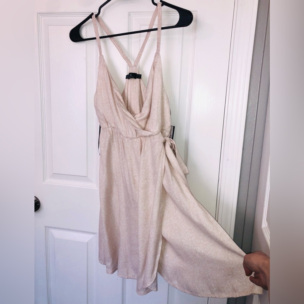 Volcom dress (Updated sizes) - Picture 5 of 15
